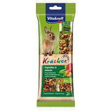 Vitakraft Kracker Rabbit Treat Sticks – Vegetables & Beetroot